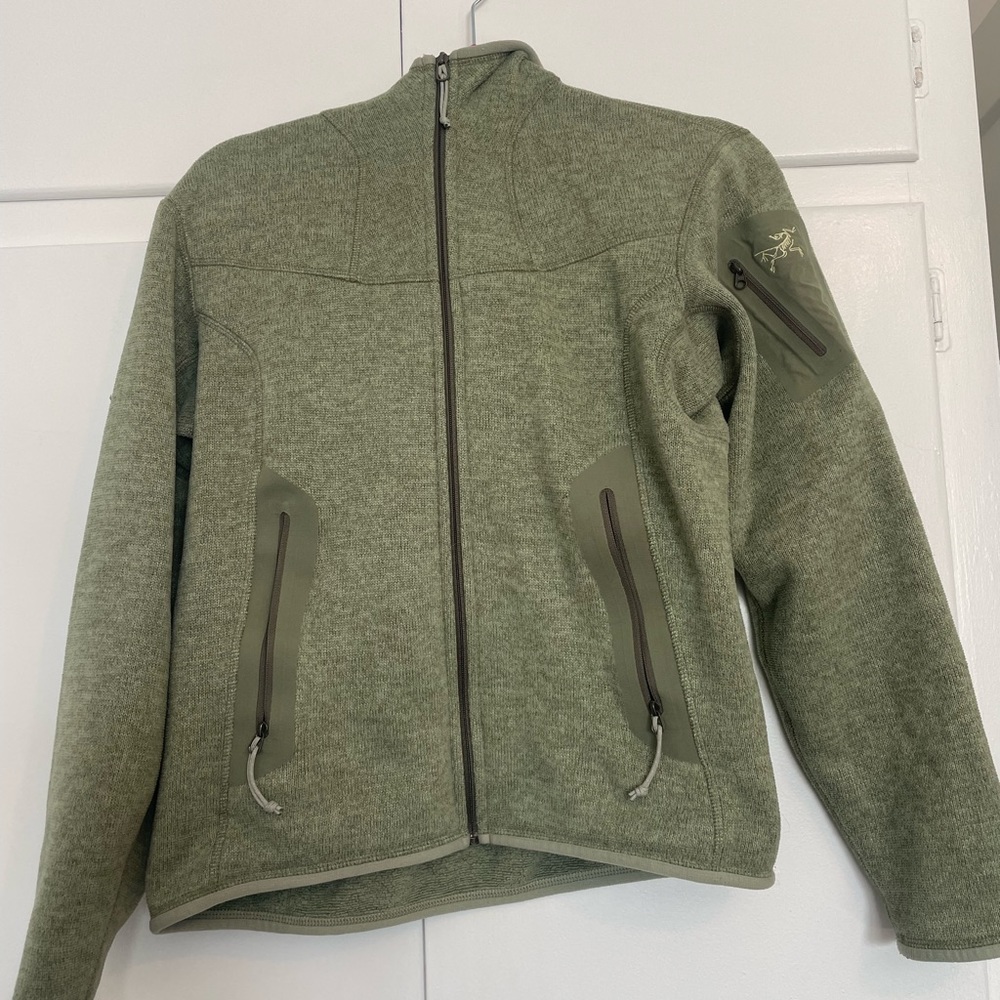 COPY - Arcteryx Moss Green sweater